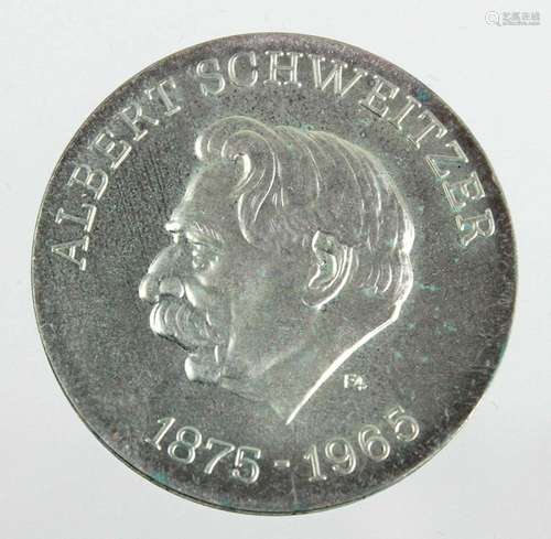 10 Mark DDR Albert Schweitzer 1975