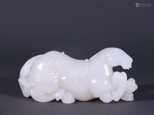 HETIAN WHITE JADE COIN ON HORSE CARVING