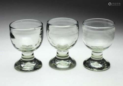 3 Gläser um 1900