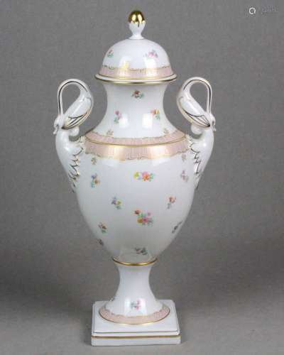 Schwanenhenkel Vase