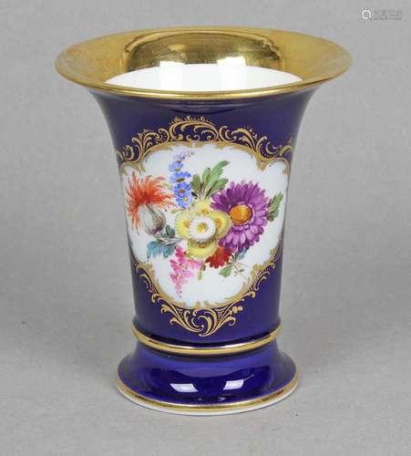 Meissen Kobaltvase *Blumenbouquet*