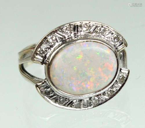 Edelopal Ring mit Diamanten - WG 585