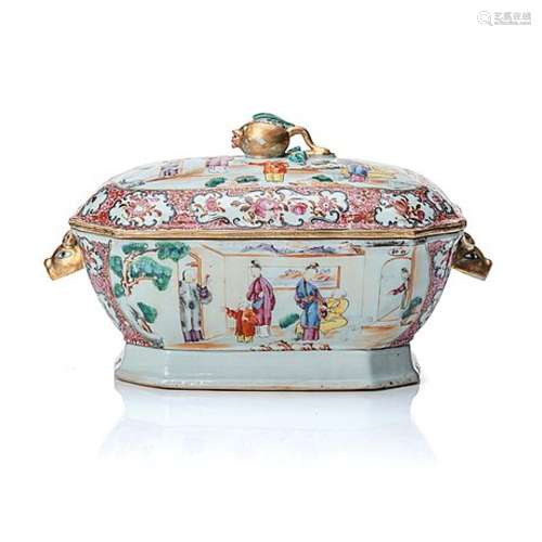 A famille rose tureen with cover, Qing dynasty, Qianlong (17...