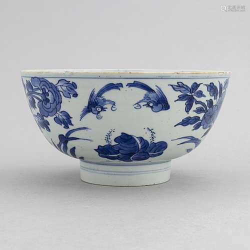 A Chinese blue and white bowl, Qing dynasty, 19th Century.
