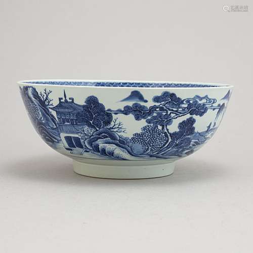 A blue and white punch bowl, Qing dynasty, Qianlong (1736-95...