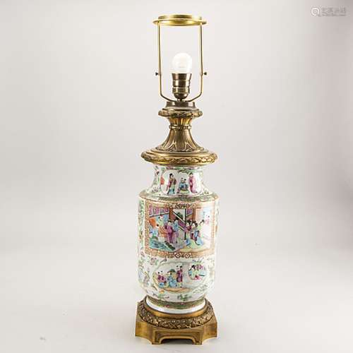 A Chinese porcelain and metal table lamp around 1900