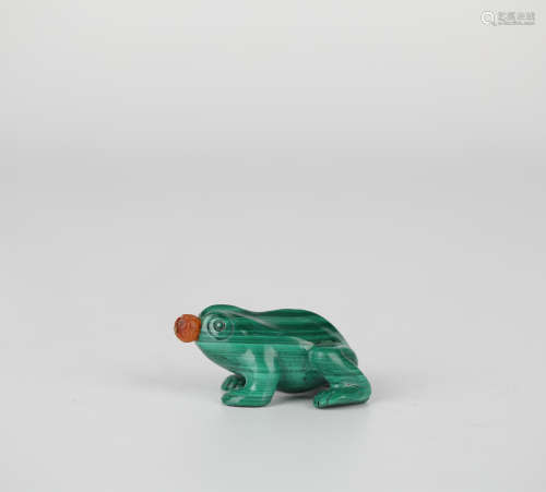 Malachite Carved Frog Snuff Bottle