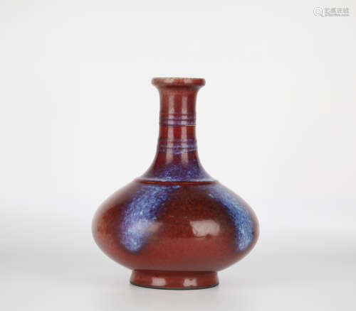 Red glazed porcelain vase，18th