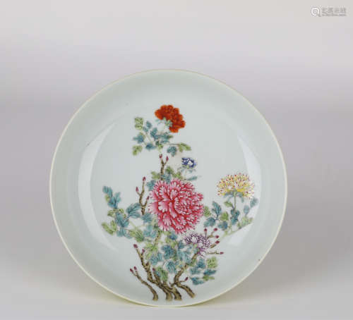 Fencai floral pattern plate，17th