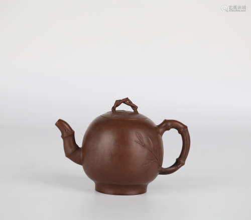 China Yixing Purple Clay Teapot