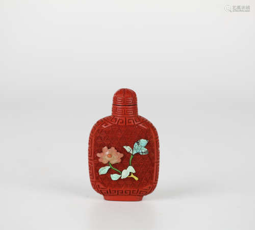 Lacquer carved figure snuff bottle,Qing dynasty