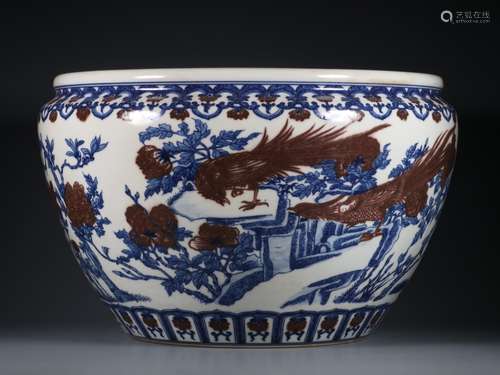 Blue and white underglaze red VAT