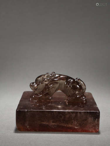 Yellow Quartz Beast Seal, China