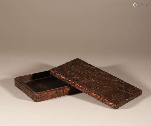 Qinghuang pear wooden box