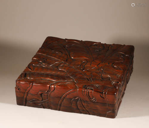 Qinghuang pear wooden box