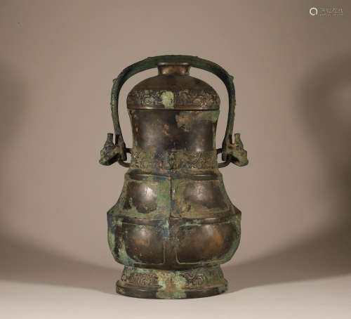Bronze lifting beam pot of war Han Dynasty