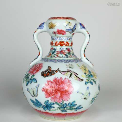 Chinese Famille Rose Vase