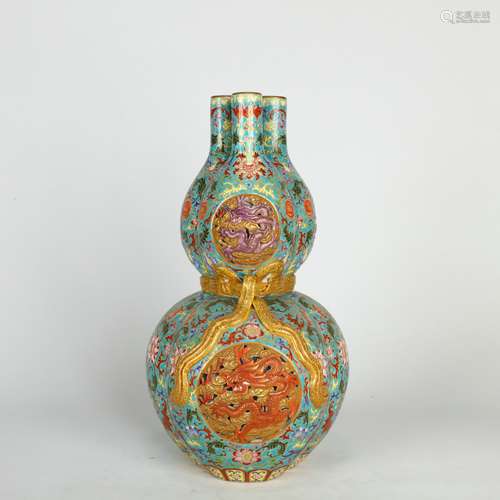 Chinese Gilt Enamel Gourd-shaped Vase