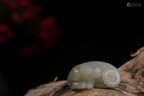 Hetian White Jade Dog Ornament