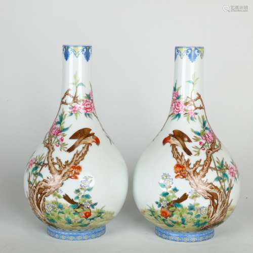 Chinese Famille Rose Gall-bladder Vase