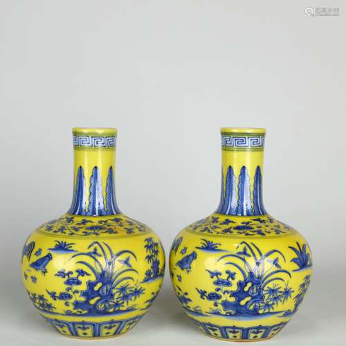 Lemon Yellow Blue-and-white Globular Vases