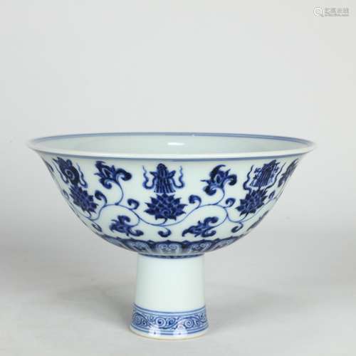 Chinese Blue-and-white Stem Bowl