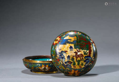 A Chinese Cloisonne Enamel Box and Cover