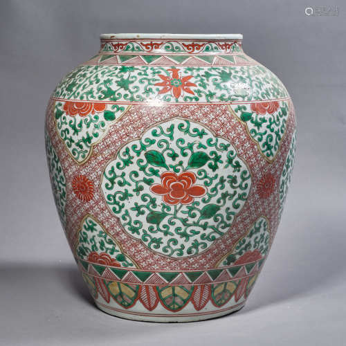 A Chinese Porcelain Famille Rose Flower Jar