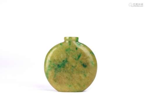 Chinese Green Jadeite Circular Snuff Bottle