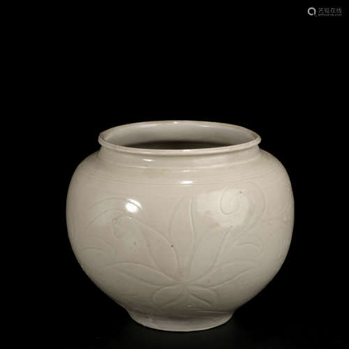 White Glaze Porcelain Jar, China