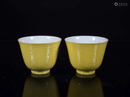 A Pair of Qianlong Yellow Glazed Cups