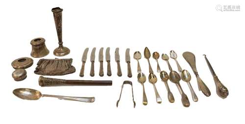 ~ A cased set of six silver teaspoons, Birmingham, 1926, a s...
