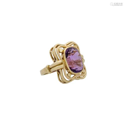 Ring mit Amethyst,