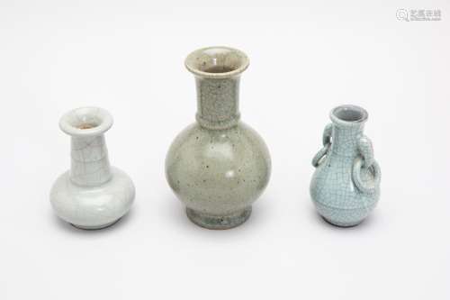 A GROUP OF THREE CRACKLE GLAZED VASES
