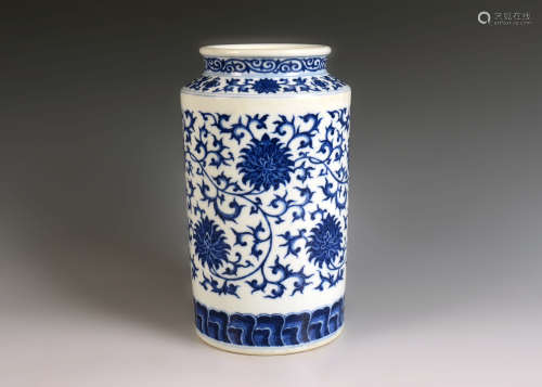 Blue and White Kiln Vase青花直口瓶
