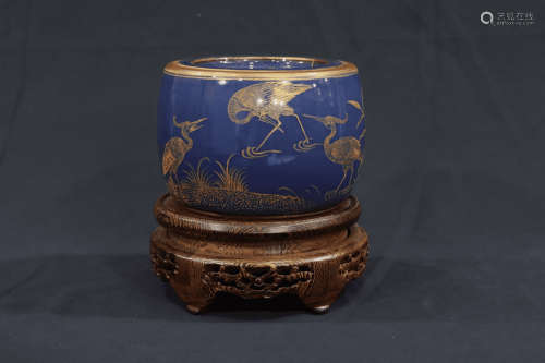 Tracing Golden Kiln Cricket Container from Ming大明宣德描金仙...