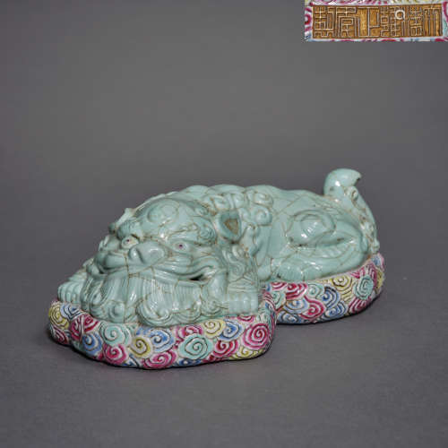 Qing Dynasty of China,Turquoise Glaze Ornament