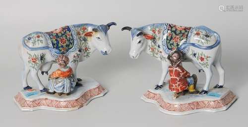 DELFT, 1 PAAR ZIERFIGUREN