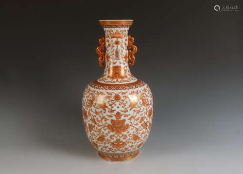 Red Glazed Tracing Golden Vase with Two Ears凡红描金双耳瓶