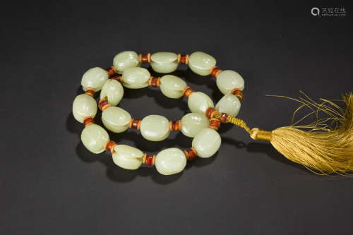 Jade Necklcae Beads in turtle form from Ming明以前符合汉代玉...