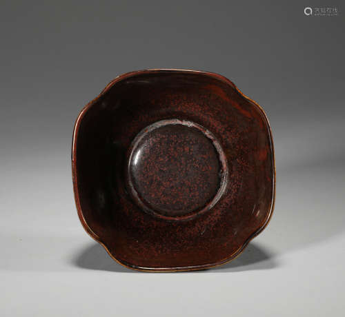 Sauce-glazed cup of Song Dynasty China
