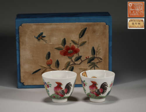 19th century Chinese qing Dynasty pastel chicken cup