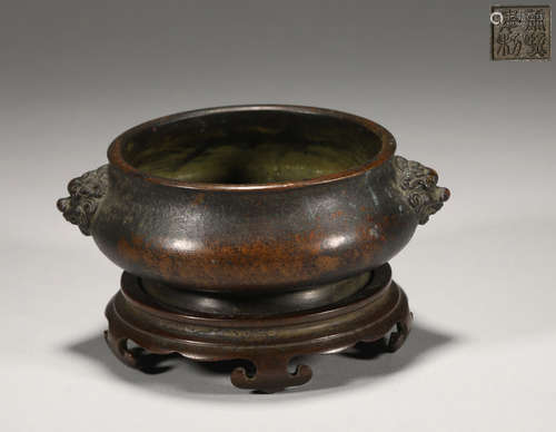 Bronze incense burner with dragon handle, Qing Dynasty, Chin...