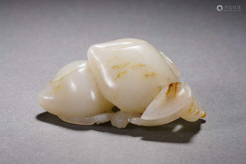 Carved Hetian Jade Peach Ornament