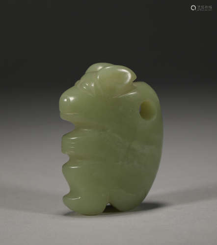 Chinese Red Mountain culture and black jade beast statue, 30...