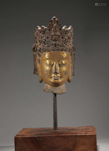 Ancient stone Buddha heads were produced in The Tang Dynasty...