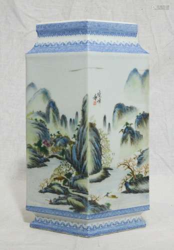 Chinese  Diamond  Shape  Famille  Rose  Porcelain  Vase  Wit...