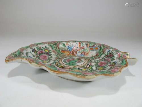Antique Chinese Rose Medallon porcelain tray # D8587