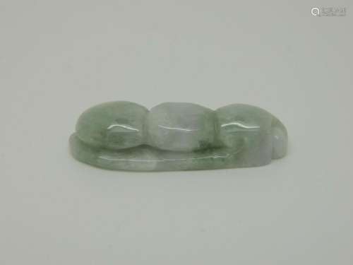 Chinese Carved Bean Jadeite