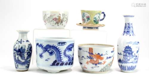 Six Chinese Porcelain Items